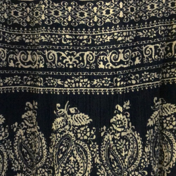 Dress - Picture 5 of 5